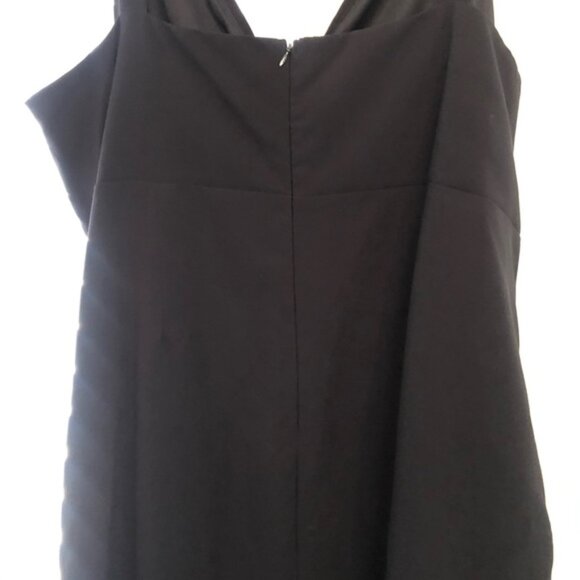 Black V Neck / Bra Cup Sexy Sleeveless Dress - Picture 5 of 7